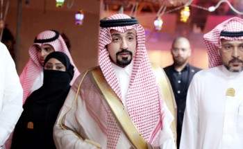 الأمير نايف بن فهد بن عبدالمحسن بن جلوي آل سعود يزور معرض فعاليات الحارة العربية