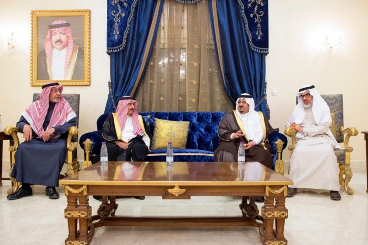 سمو نائب أمير الرياض يعزي في وفاة سمو الأمير تركي بن عبدالله بن سعود