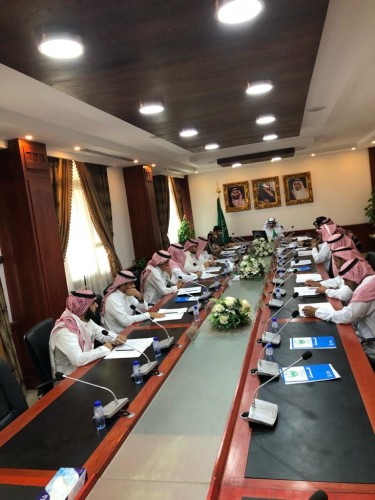 لجنة الدفاع المدني تعقد اجتماعها السنوي بمحافظة الرس