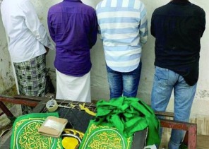 “أمانة مكة” تنفي القبض على عمالة يصنعون قماشاً شبيهاً بكسوة الكعبة.. وتوضح الحقيقة