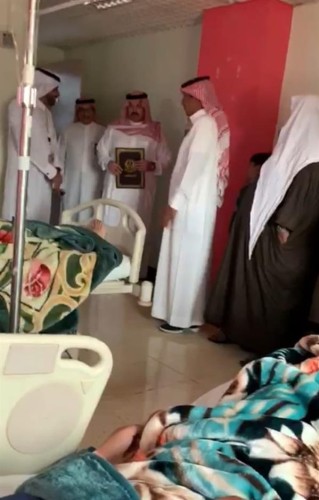بالفيديو..أمير عسير يعتذر للمصابين في حـادثة التسمم.. ويُؤكد القبض على المسؤولين وإيداعهم بالسجن