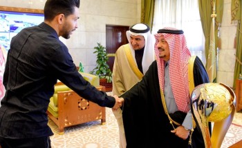 سمو أمير الرياض يستقبل رئيس وأعضاء نادي النصر عقب تحقيق كأس السوبر
