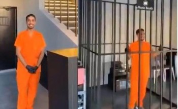 بالملابس البرتقالية .. شاهد: مطعم في جدة يشبه السجن ويعامل زبائنه كمساجين