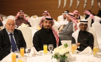 سفير المملكة يقيم مأدبة غداء للمواطنين السعوديين في الأردن