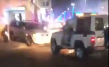 الجهات الأمنية توقف قائد مركبة قاوم رجال الأمن وصدم سيارة في طبرجل