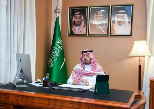 سمو الأمير فيصل بن خالد يترأس اجتماع خدمات شركات الاتصالات بالحدود الشمالية عبر الاتصال المرئي