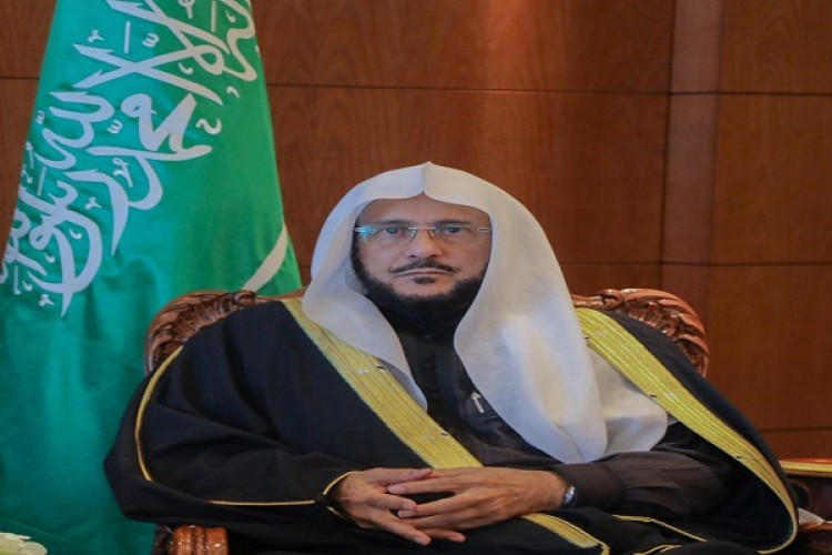 وزير الشؤون الإسلامية يوافق على تمديد وقت استقبال البحوث الشرعية لجائحة كورونا لأسبوع إضافي