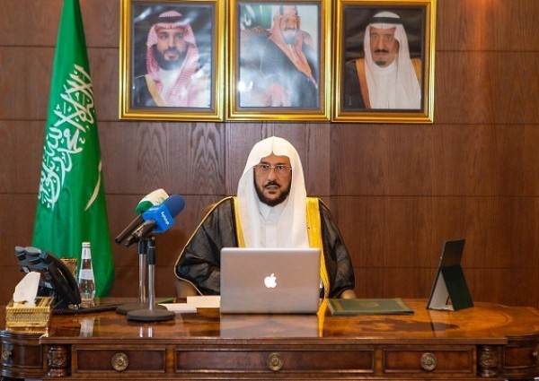 وزير الشؤون الإسلامية يدشن البرنامج الدعوي الرمضاني في الحدود الشمالية