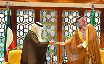 الأمير تركي بن محمد يتلقى رسالتين لخادم الحرمين وولي العهد من أمير دولة الكويت