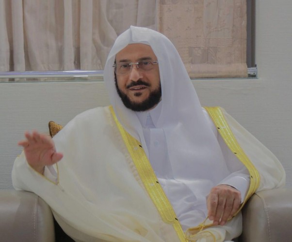 وزير الشؤون الإسلامية: فتح المساجد والجوامع دليل على اهتمام القيادة الرشيدة بالمواطنين والمقيمين