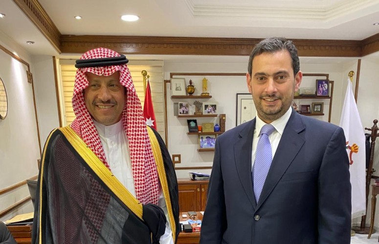 معالي وزير الصناعة والتجارة الأردني يلتقي سفير المملكة لدى الأردن