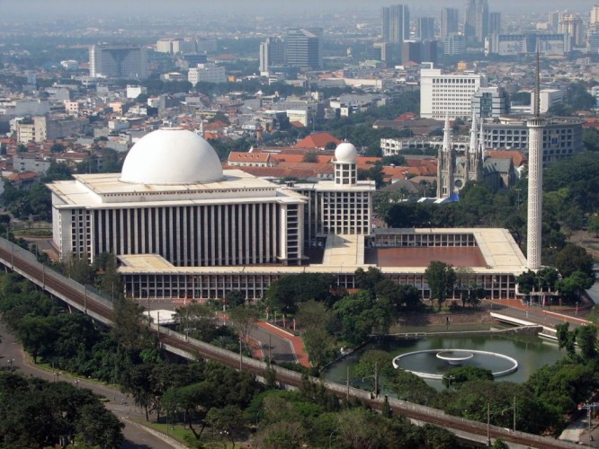 82 شخصية إسلامية إندونيسية: المملكة تتفاني في خدمة الحرمين الشريفين وقاصديهما والحرص على توفير الأمن والسلامة