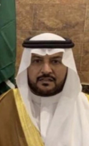الشيخ عبدالله ناصر القنور يرفع التهنئة للقيادة الرشيدة بمناسبة عيد الأضحى المبارك