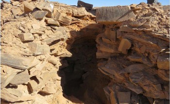 هيئة التراث: العثور على منشآت حجرية في صحراء النفود شمال المملكة