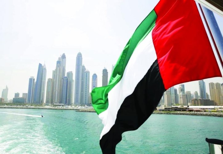 الإمارات .. تنفيذ قانون مساواة أجور النساء بالرجال في القطاع الخاص