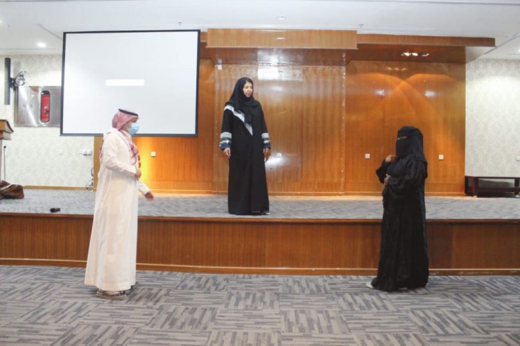 “صحة الرياض” تدرب منسوبيها على لغة الإشارة