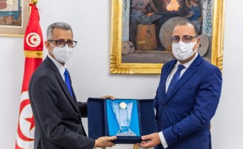 رئيس الحكومة التونسية يستقبل مدير عام الألكسو
