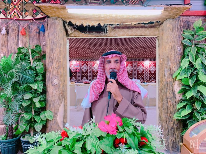الشيخ قعيد بن قعبوب يتشرف بحضور عدد من القبائل في ديوانه الخاص