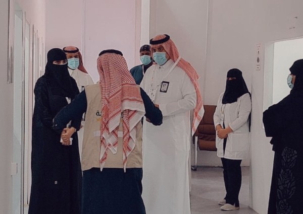 د. الشهراني يقف على مشاركة الصحة في مهرجان الملك عبد العزيز لمزاين الإبل