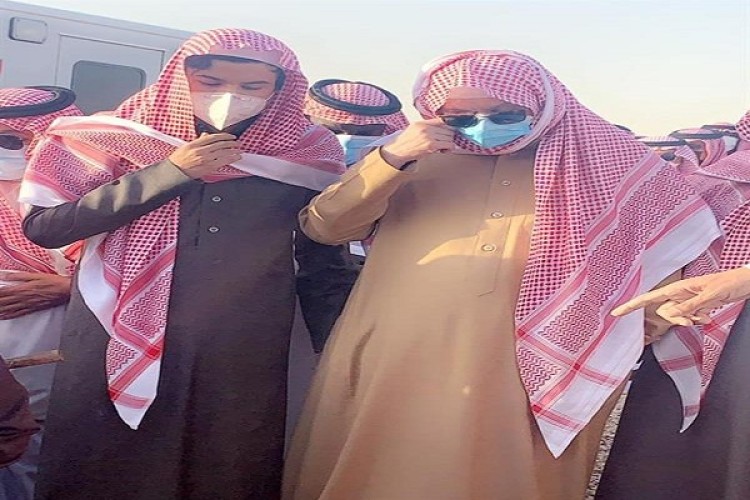 في مقبرة العود بالرياض .. بالفيديو: تشييع جثمان الأمير تركي بن ناصر