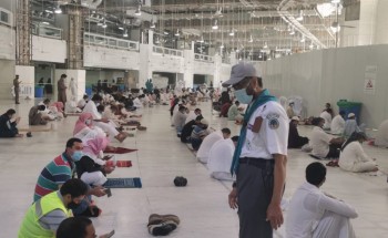 قادة كشافة تعليم مكة يشاركون بفعاليّة في خدمة ضيوف الرحمن بالمسجد الحرام