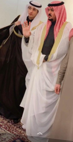 المنشد محمد بن نور الداموك يحتفل بـ”زواجه” في قصر بانوراما للإحتفالات في حائل