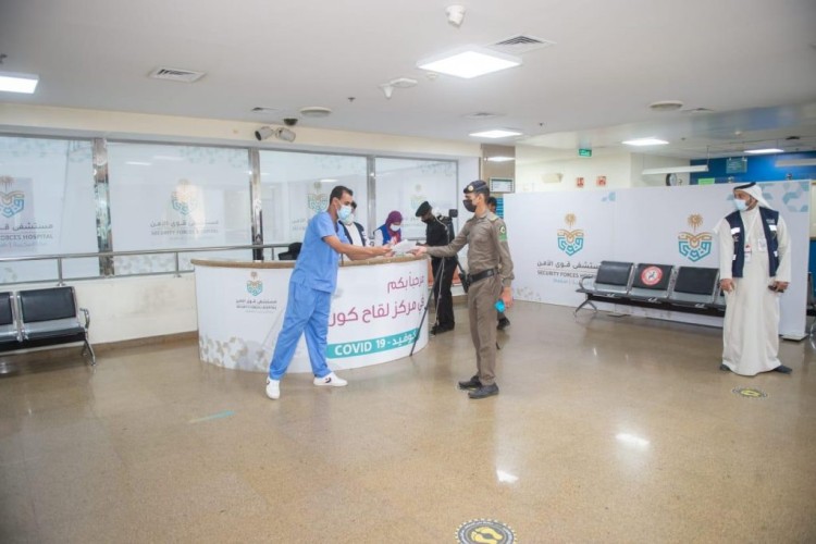 تدشين حملة الخدمات الطبية “حصّن لتأمن” من مكة المكرمة
