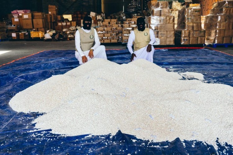 مكافحة المخدرات: إحباط أكثر من 4 ملايين قرص إمفيتامين كانت مخفية داخل شحنة فاكهة بميناء جدة الإسلامي