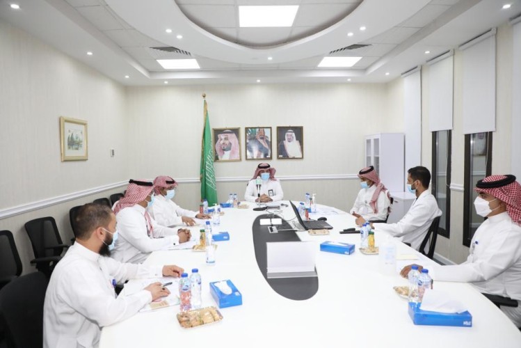 مدير صحة بيشة يدشن مركز جراحة السمنة والمناظير المتقدمة بمستشفى الملك عبدالله