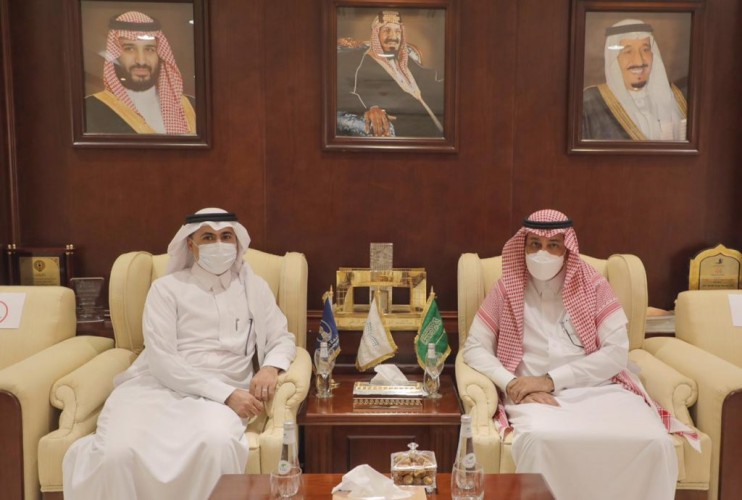 معالي رئيس جامعة حائل يلتقي وفدَ الهيئة السعودية للتخصصات الصحية