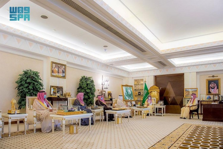 الأمير فيصل بن مشعل يشهد توقيع اتفاقية بين جمعية مساجد والتدريب التقنية والمهني بالقصيم