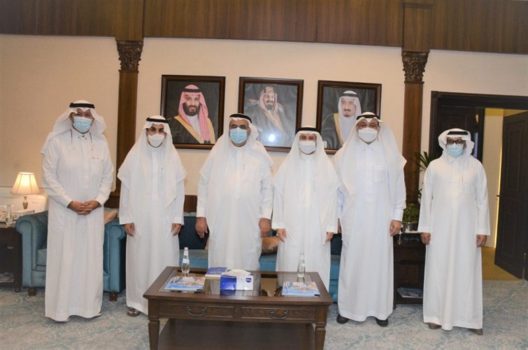 أمين الشرقية يستقبل رئيس اللجنة الوطنية العقارية بمجلس الغرف السعودية لبحث تسويق فرص الاستثمار البلدي