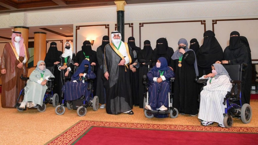 خلال إستقباله لنادي تبوك النسائي لذوي الإعاقة .. الأمير فهد بن سلطان : أنتم عندي أهم من أي شيء آخر