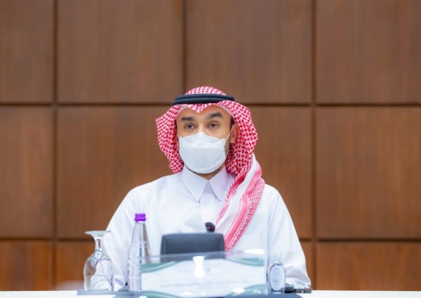وزير الرياضة يعقد اجتماعاً مع رؤساء أندية دوري كأس الأمير محمد بن سلمان للمحترفين