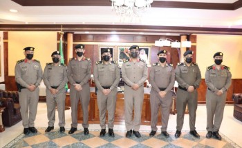 مدير شرطة تبوك يقلد عدد من الضباط رتبهم الجديدة