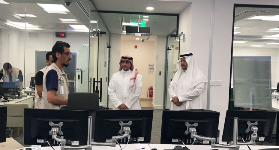 مدير عام وزارة التجارة بالرياض يزور المركز الاقليمي للقيادة والتحكم بصحة الرياض 