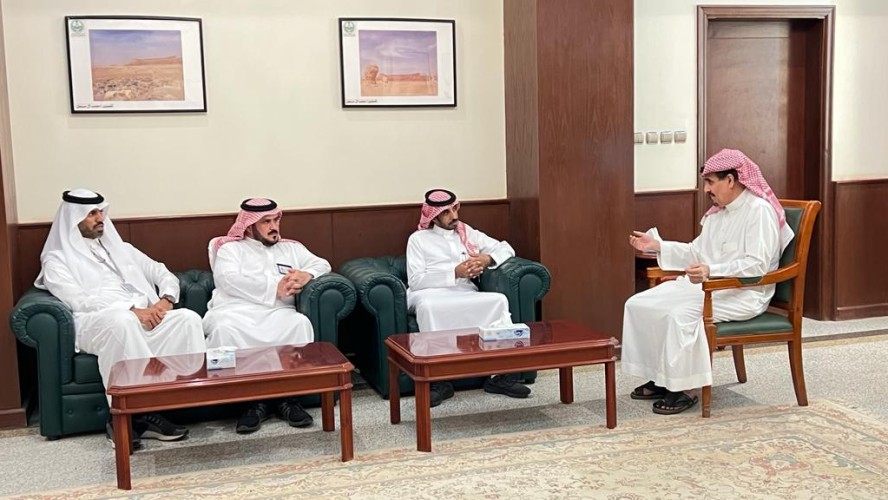 محافظ وادي الدواسر يلتقي مدير فرع البيئة بمنطقة الرياض