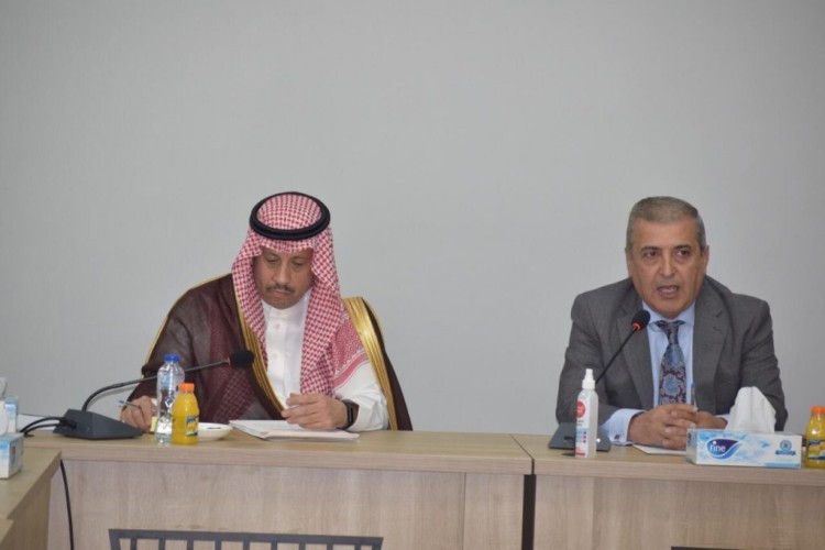 سفير خادم الحرمين بالأردن يشارك كمتحدث رئيس في جلسة حوارية نظمها مؤسسة مسارات الأردنية للتنمية والتطوير