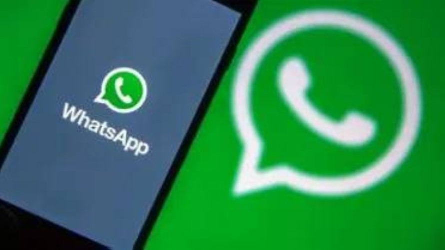 «واتساب» يحذر مستخدميه من «Whatsapp» مزيف