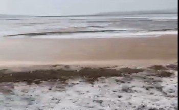 بالفيديو: هطول امطار غزيرة مصحوبة بالبرد على محافظة الحناكية