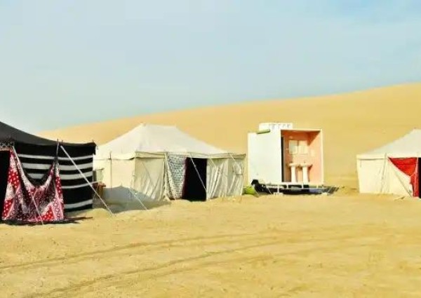 بلدية محافظة طريف تطالب أصحاب المخيمات بازالة جميع المخيمات التي تقع داخل النطاق العمراني بشكل فوري