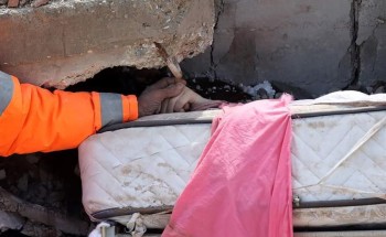 مشاهد الدمار ترسم حالة الدمار التي تعرضت لها كل من تركيا وسوريا بسبب الزلزال