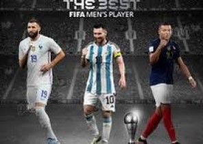 ” الفيفا ” يعلن عن المرشحين الثلاثة للفوز  بجائزة أفضل لاعب في العالم