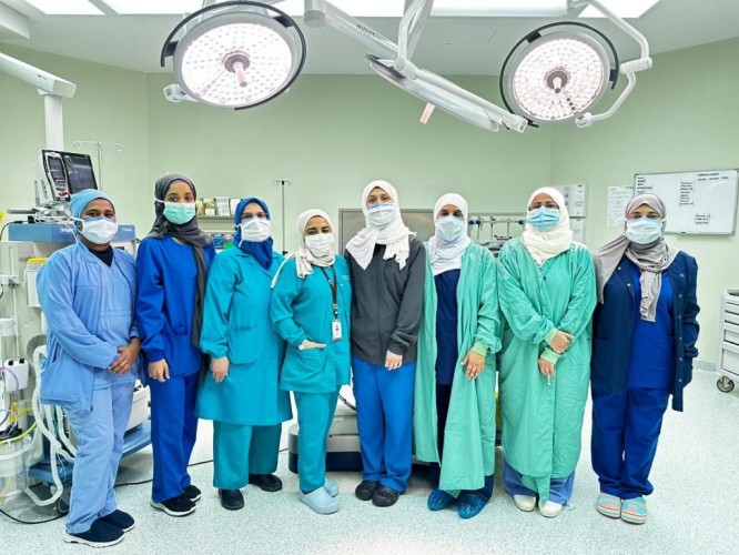 فريق طبي بولادة الدمام يولّد ” أربعينية ” حملت طفلها خارج الرحم 9 أشهر