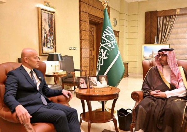 سمو الأمير سعود بن جلوي يستقبل سفير جمهورية سلوفاكيا لدى المملكة
