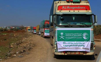 عبور 22 شاحنة إغاثية منفذ باب الهوى تحمل مواد إغاثية متنوعة مقدمة من مركز الملك سلمان للإغاثة لتوزيعها في المناطق السورية المتضررة من الزلزال