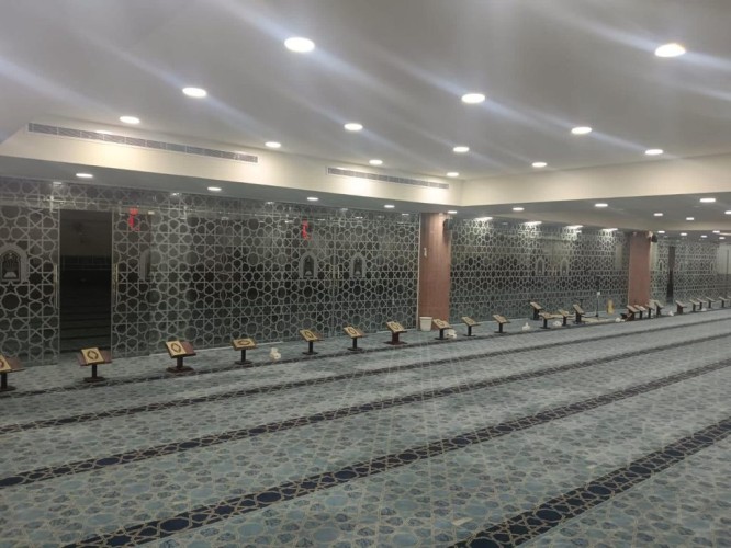 “الشؤون الإسلامية” تبدأ المرحلة الأولى من تركيب الفواصل الزجاجية لمساجد مكة المكرمة
