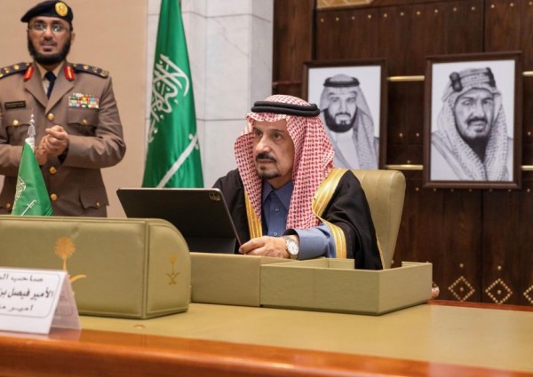 سمو أمير الرياض يدشن مراكز الدفاع المدني في الفويلق وبدائع العضيان