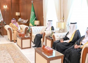 سمو الأمير عبدالعزيز بن سعد يستقبل رئيس جامعة حائل ‏