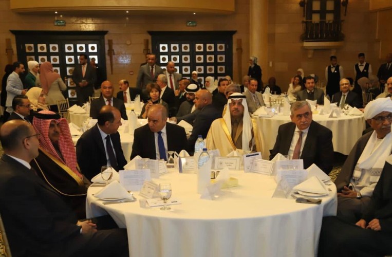 سفير خادم الحرمين بالأردن يحضر حفل تكريم الطلبة الوافدين من أوائل مؤسسات التعليم العالي في الأردن